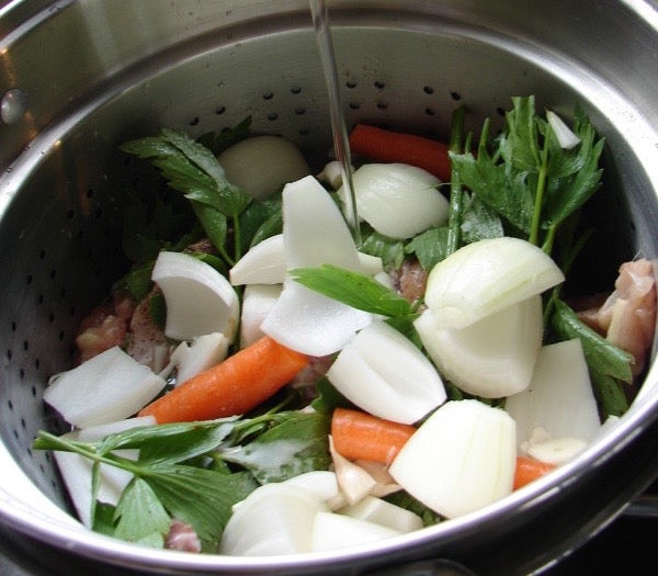 8 Health Benefits of Bone Broth